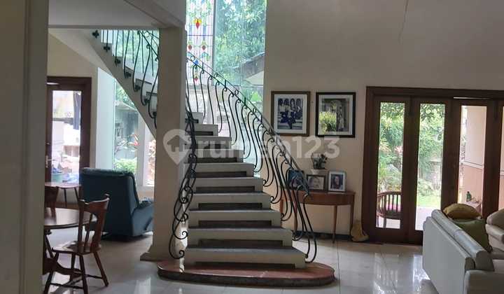 Best Deal! Rumah Besar di Lebak Bulus, Lt 1.200 M² Best Deal! Rumah Besar di Lebak Bulus, Lt 1.200 M²