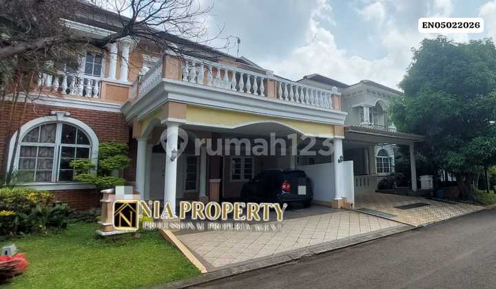 Rumah Mewah Posisi Strategis Depan Pintu Toll di Cluster Depan Kota Wisata Cibubur