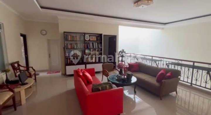 Rumah Hoek Metland Transyogi Cibubur Cileungsi siap huni