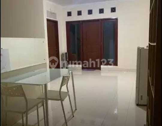 Rumah Cantik Furnished Raffles Hills Cibubur Dekat LRT Harjamukti 2