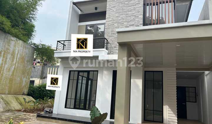 Beautiful Fully Renovated House in Cibubur Tourism City Beautiful Fully Renovated House in Cibubur Tourism City