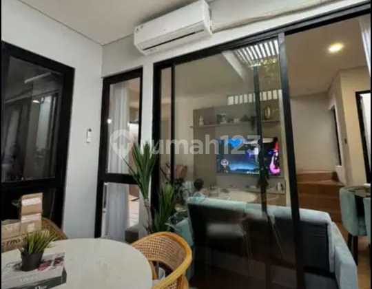 Rumah Cantik 3Lantai Furnished Kota Wisata Cibubur 2