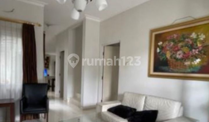 Rumah Besar Modern Kota Wisata Cibubur 2