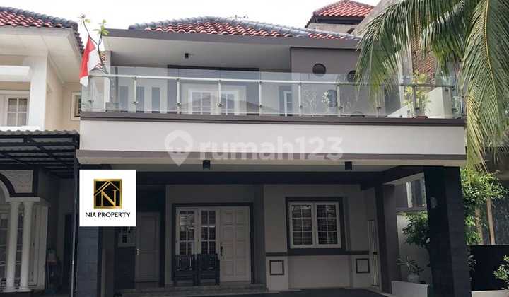 Rumah Full Dak Balkon Dekat Living World Kota Wisata Cibubur 