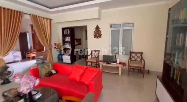 Rumah Hoek Metland Transyogi Cibubur Cileungsi siap huni 2