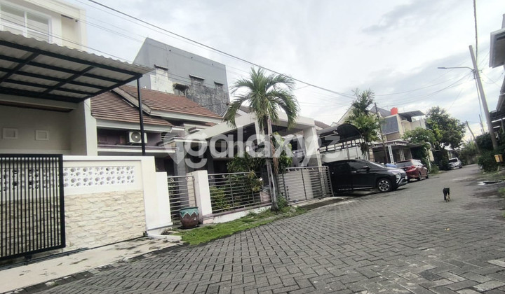 Rumah  mewah Baru Gress di Ketintang