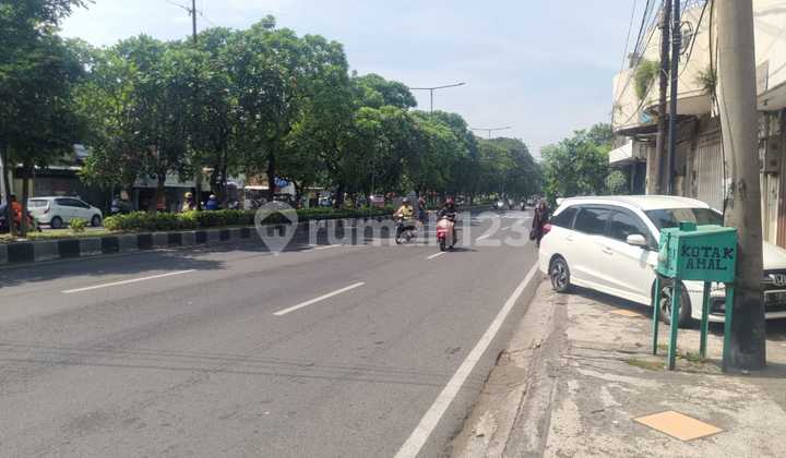 For Sale: Zero Row Shophouse on Kenjeran Main Road 2