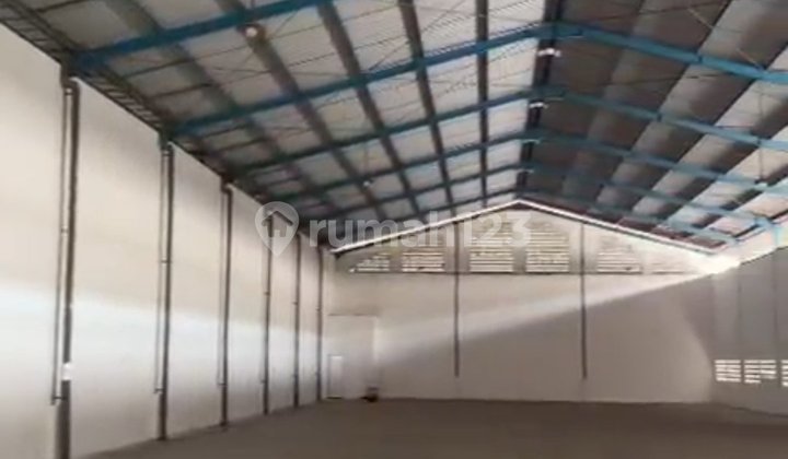 Rented Ready-to-Use Warehouse in Taman Sidoarjo