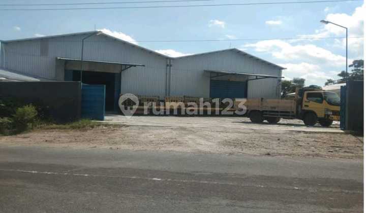 For Sale Strategic Warehouse Zero Road Access Sidayu District Gresik