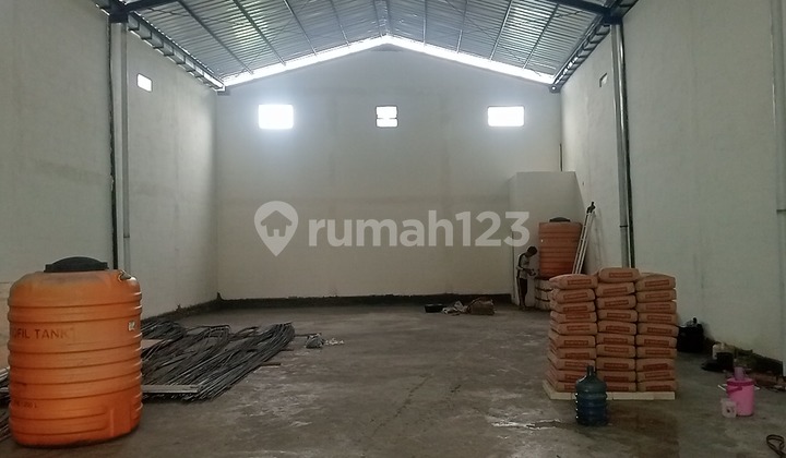 Warehouse for Rent in Driyorejo, Gresik Warehouse for Rent in Driyorejo, Gresik