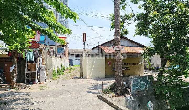 Warehouse for Rent in Merr Area, Mulyorejo Subdistrict, Surabaya Warehouse for Rent in Merr Area, Mulyorejo Subdistrict, Surabaya