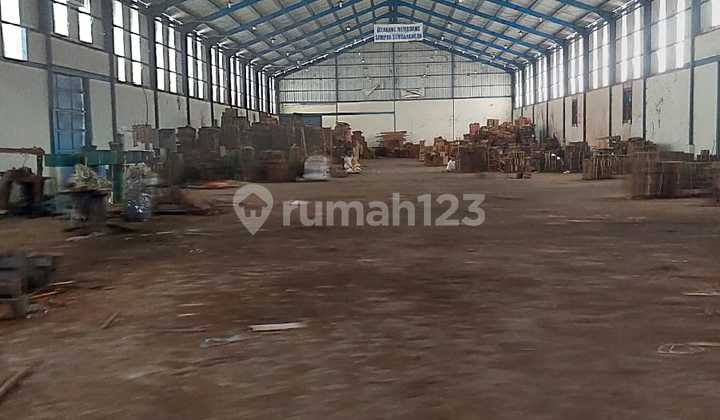 Strategic Warehouse on Jl Kepatihan Gresik, Strategic Warehouse on Jl Kepatihan Gresik,
