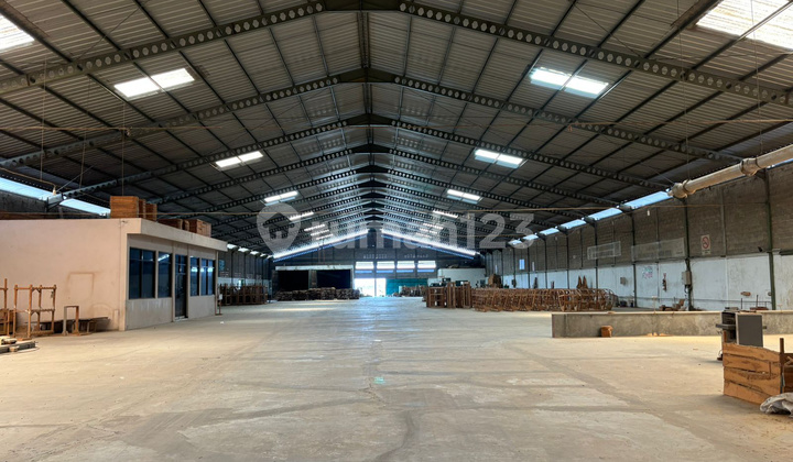 Rented Ready-to-Use Warehouse - Plumbon Cirebon
