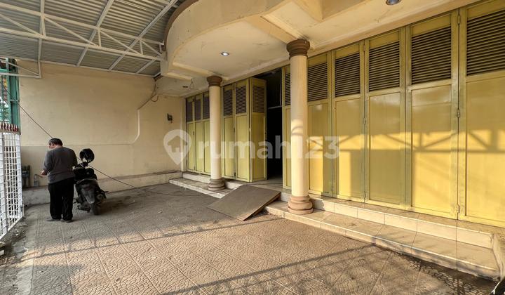 For Rent: 2-Story Shop House in Perumnas, Cirebon. 2