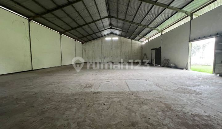 For Rent: Good Warehouse on Mundu Main Road, Cirebon
