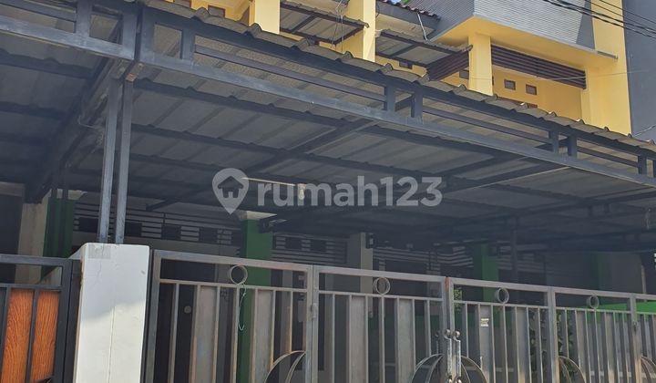 Dijual Kost 11 Kamar & Rumah Dekat U I ~ Kota Depok