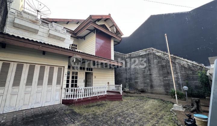 Ready-to-Occupy House, Petratean Street ~ Cirebon City