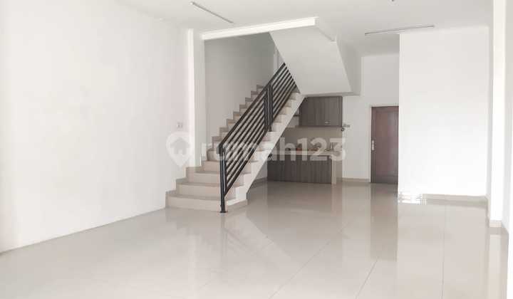 Disewa Ruko 3 Lantai Jl. Evakuasi ~ Kota Cirebon Disewa Ruko 3 Lantai Jl. Evakuasi ~ Kota Cirebon