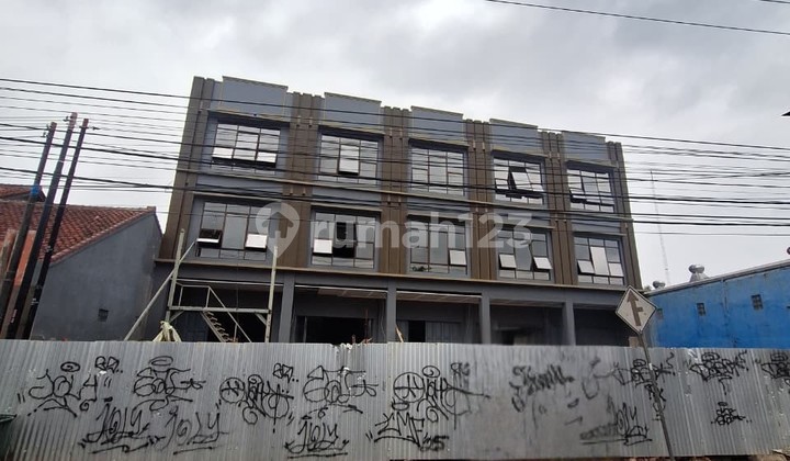 Dijual / Disewa Ruko Baru Tengah Kota Majalengka Dijual / Disewa Ruko Baru Tengah Kota Majalengka