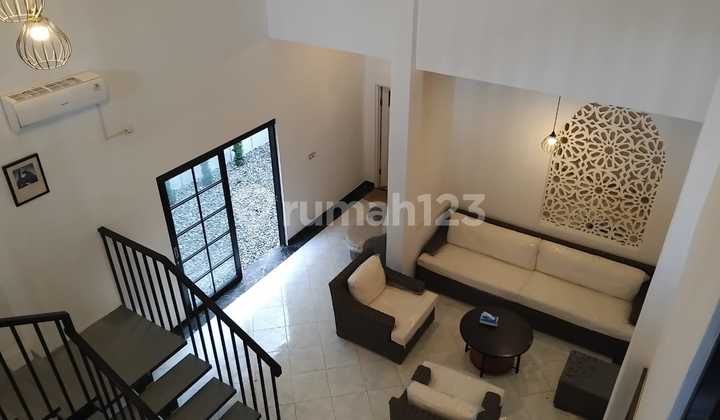 Dijual Rumah Minimalis 2 Lt ~ Fully Furnished 