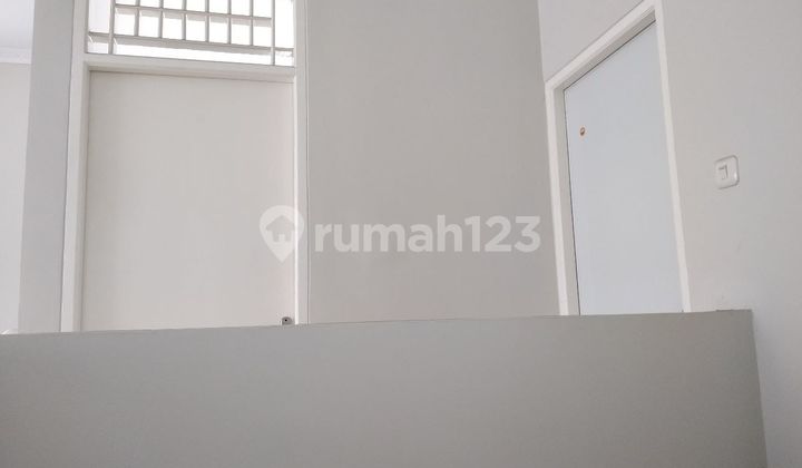 Nice House Sector 9-Bintaro, South Tangerang