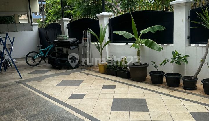 Hot Sale Rumah Rapih 13×15 di Bisma Sunter Murah Fully Furnished Hot Sale Rumah Rapih 13×15 di Bisma Sunter Murah Fully Furnished
