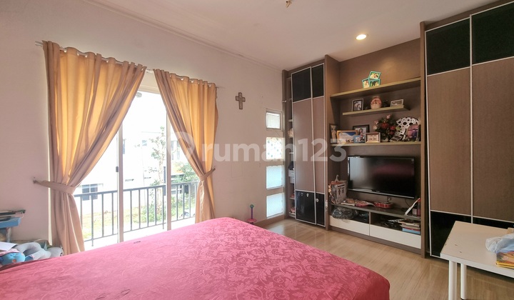 PALING MURAH Rumah Semi Furnished 8x18 Cluster Topaz Pondok Hijau Golf Gading Serpong 2