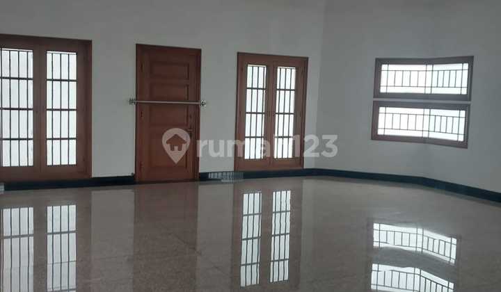 Termurah Dijual Rumah 800M2 SHM di Kemayoran Jakarta Pusat