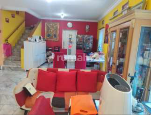 Dijual Cepat BU Rumah 2 Lantai SHM Di BSD Taman Giri Loka