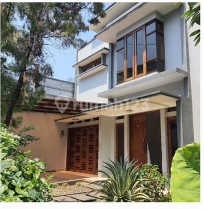 House in the LEBAK BULUS cluster, CILANDAK, South Jakarta