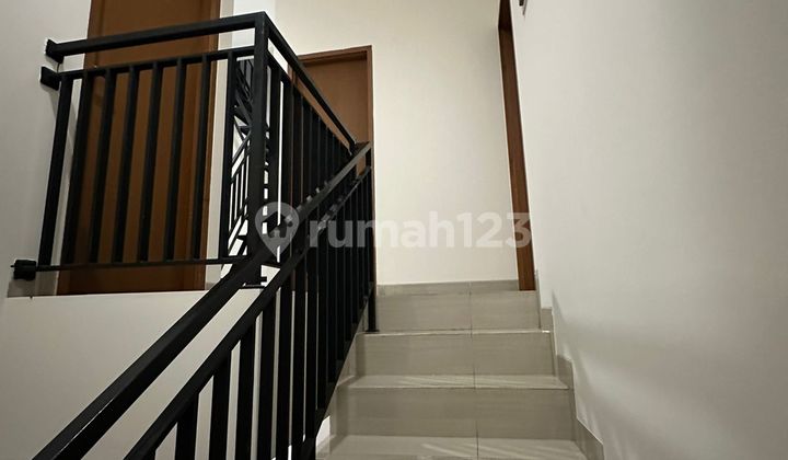 Dijual Rumah 2 1/2 Lantai di Kelapa Lilin Kelapa Gading 2