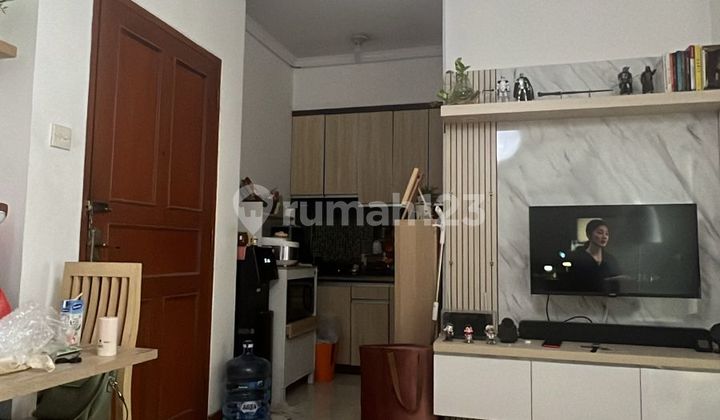 Beautiful Gading Mediterania Apartment for Sale Fully Furnished Beautiful Gading Mediterania Apartment for Sale Fully Furnished