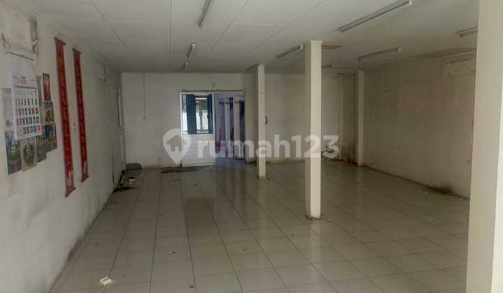 For Rent 7X23 Business House in Summagung Kelapa Gading, Strategic and Spacious