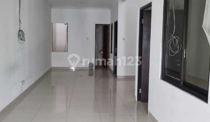 Disewa Murah Rumah 6X20 di Kelapa Gading Baru Bangun 3 Lantai 2