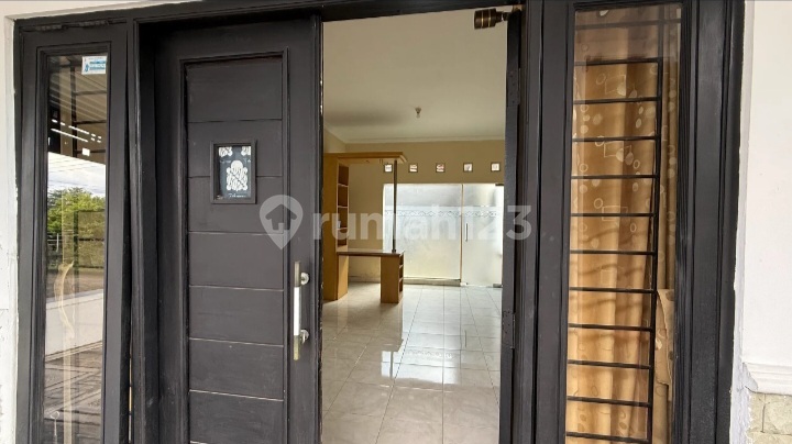 Rumah 2 Lantai Dekat Pakuwon Mall JIH UGM SADAR ATMA Condongcatur 2