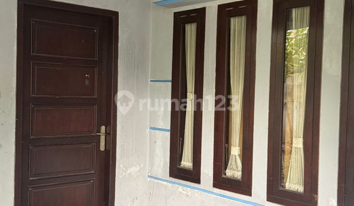1-Story House for Rent, Comfortable, Near UGM, Complete Facilities, Kaliurang Street. 2