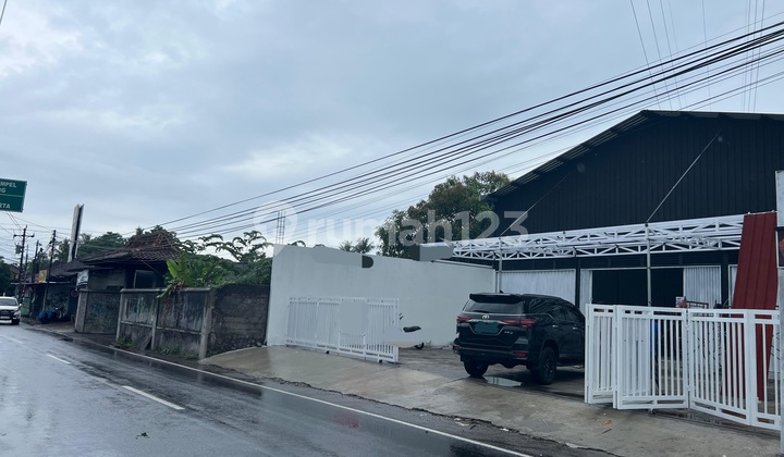 2-Story Shop House for Rent in Palagan, Near Gito Gati, Magelang Street