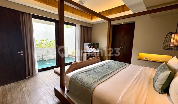 Luxury One Br Villa In A Resort Close To Balangan Beach For Sale
