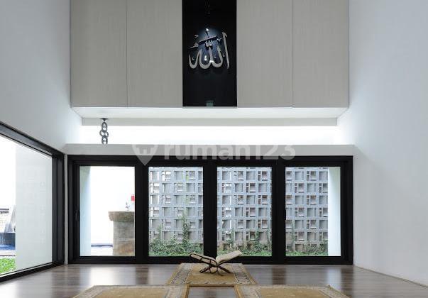 Rumah Mewah Siap Huni + Kolem Renang di Kota Wisata Cibubur 2