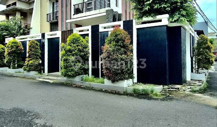 Rumah Siap Huni Posisi Hook Di Pulomas Jakarta Timur Rumah Siap Huni Posisi Hook Di Pulomas Jakarta Timur