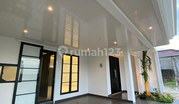 Rumah Baru Mewah Strategis di Cibubur Ciracas Jakarta Timur 2