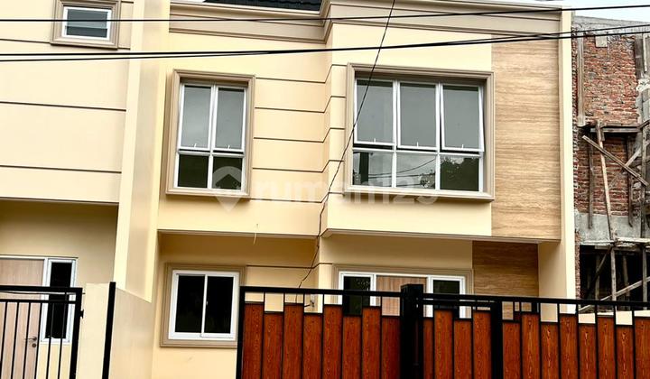 Dijual Rumah (Brand New) Gading Serpong Sektor