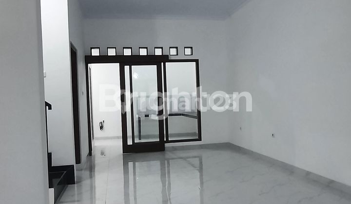 MIDDLE-CLASS HOUSING IN SOLO CITY 2