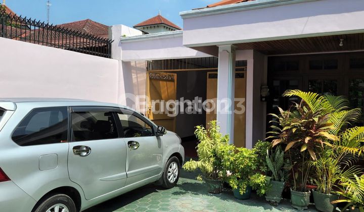 Ready-to-Occupy House in Downtown Solo 2