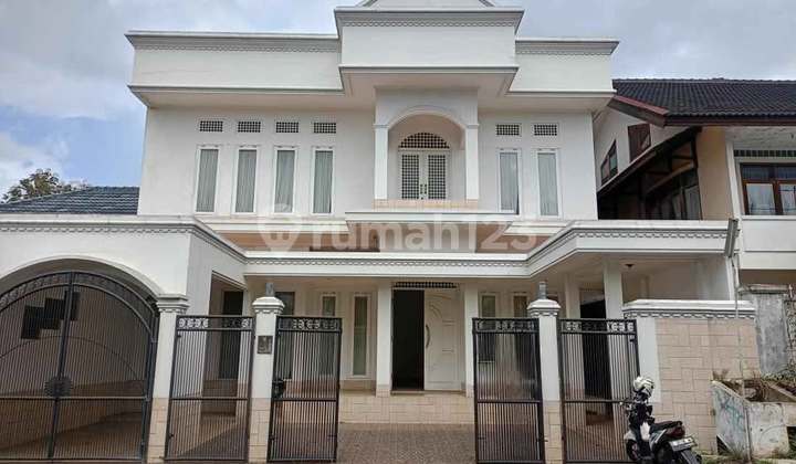 Rumah Villa dengan City View di Awiligar Bandung Rumah Villa dengan City View di Awiligar Bandung