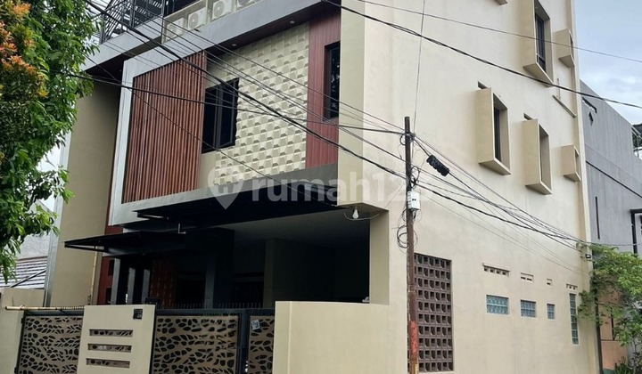 Rumah Baru Bergaya Minimalis Tropikal Modern 1
