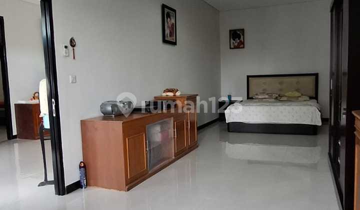 Shop House and Residence on Mainroad Nataendah Kopo, Suitable for Business, 5 Minutes from Kopo Toll Road 2