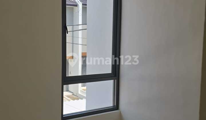 Disewakan Rumah Gardenville Tki V Siap Huni  2