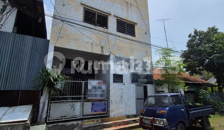 Dijual Via Lelang Rumah Bagus di Surabaya Kota