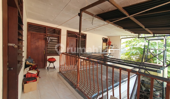 Ready-to-Occupy House in a Strategic Location in Grogol